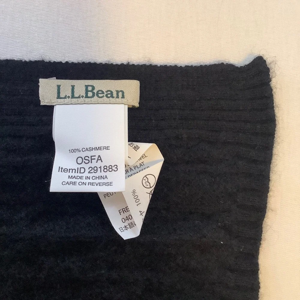 L.L. Bean Black Cashmere Scarf - Picture 2 of 5